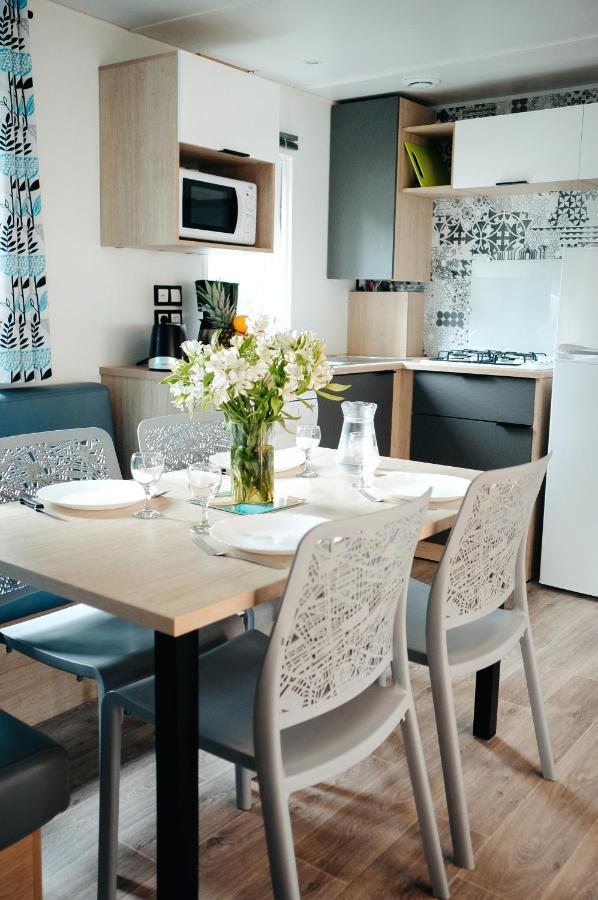 Mobil Home Xxl2 4 Chambres - Camping Chateau La Foret Saint-Julien-des-Landes Eksteriør bilde